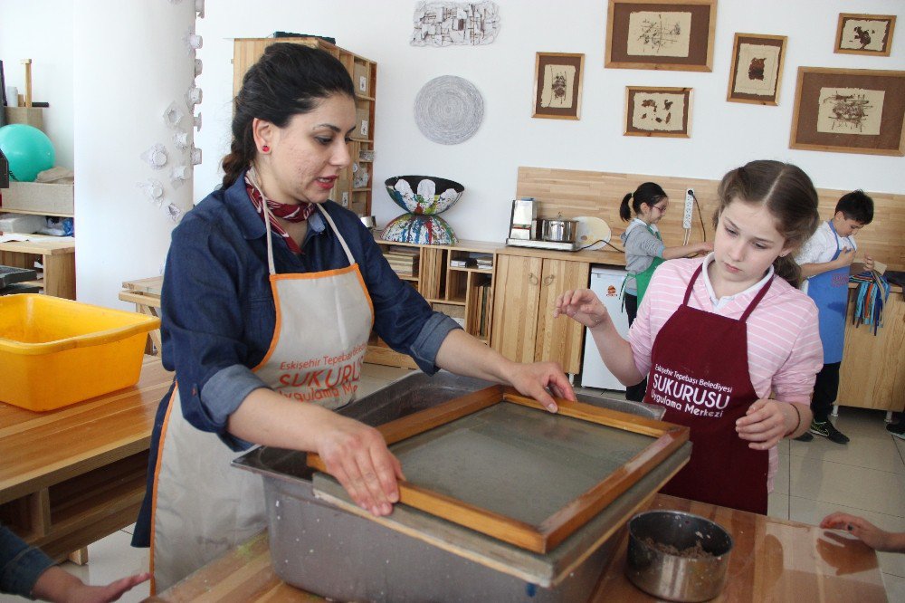 Miniklerin Geri Dönüşüm Ve Kağıt Yapım Heyecanı