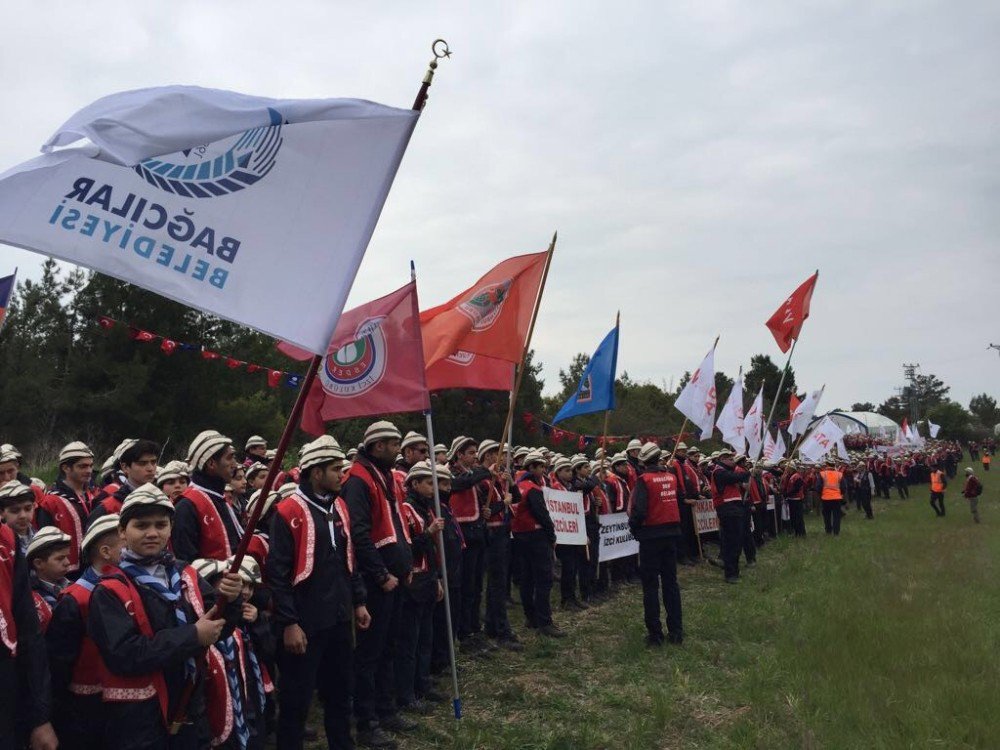 Bağcılarlı İzciler 57’nci Alay Yürüyüşü’ne Katıldı