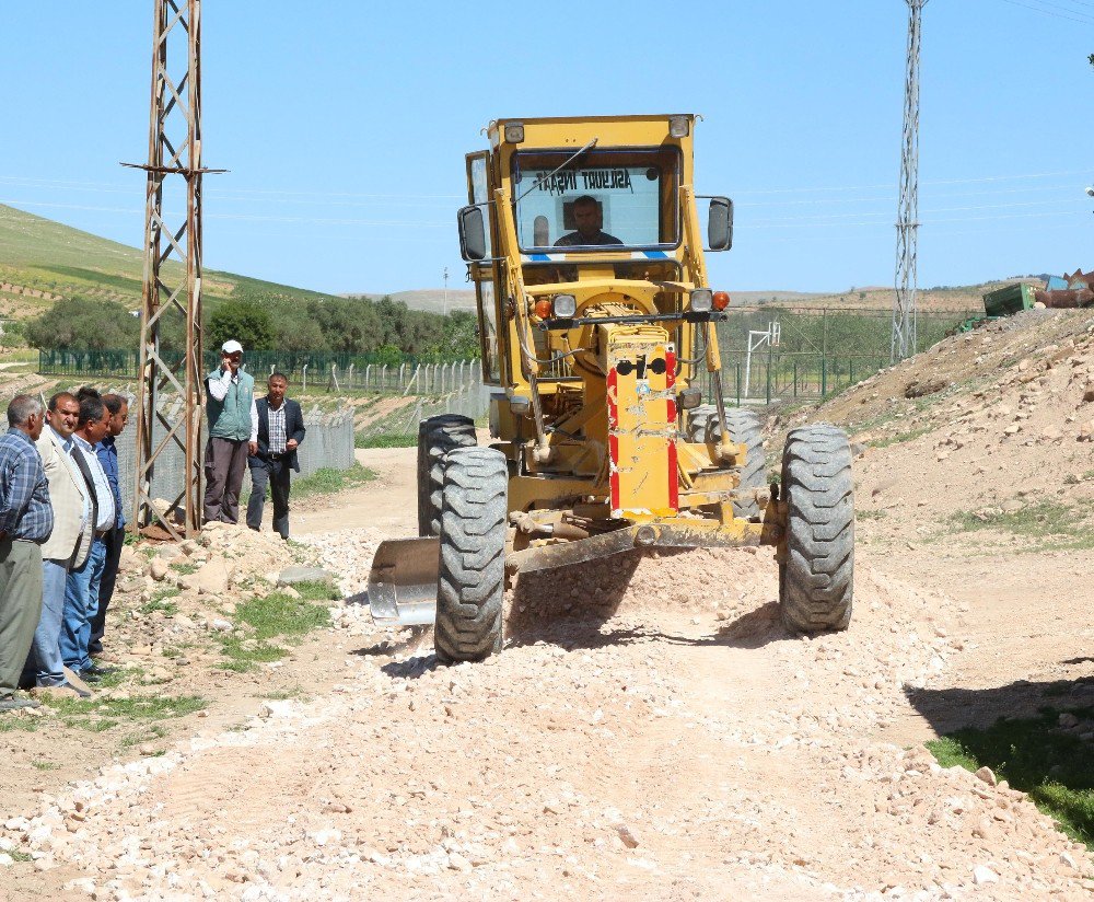 Haliliye’den Göktepe Ve Sefalı Mahallelerinde Yol Çalışması