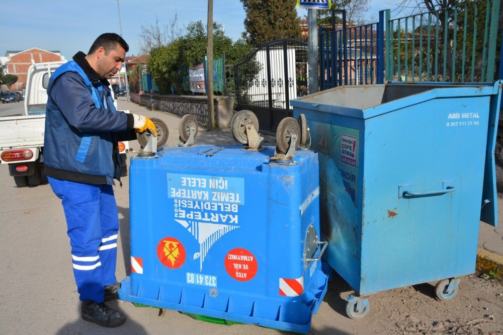 Kartepe’de Konteynerler Bakıma Alındı