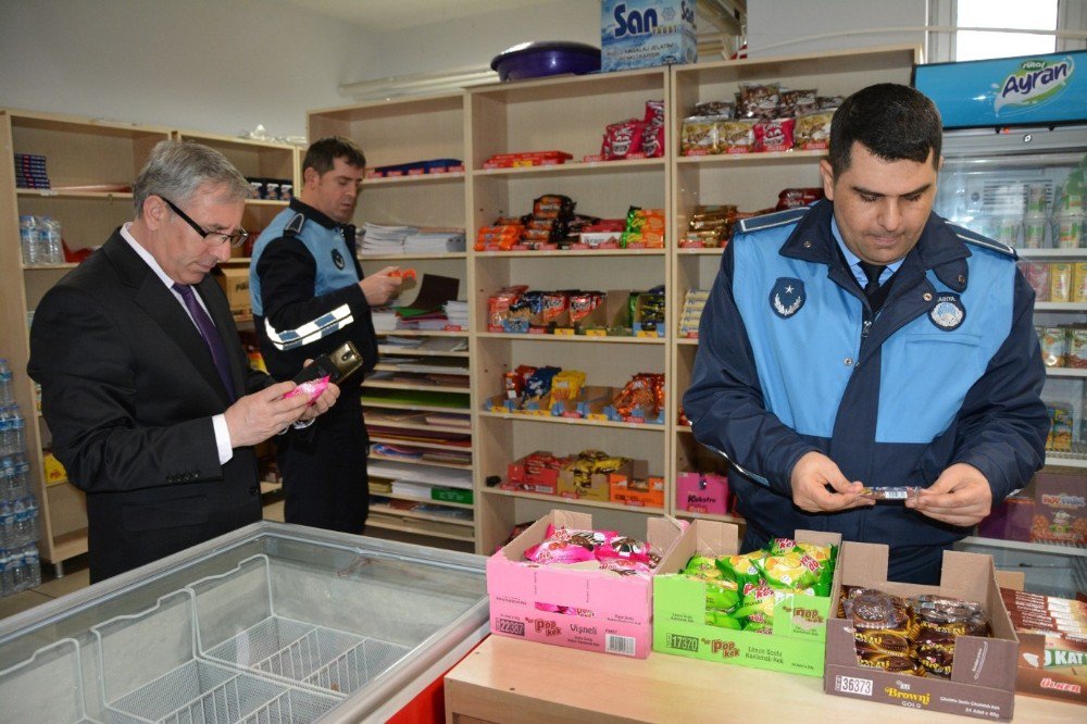 Kartepe Zabıtası’ndan Kantin Denetimi