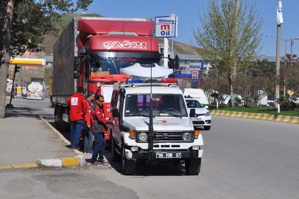 Kızılaydan Halep’e Yardım Malzemesi