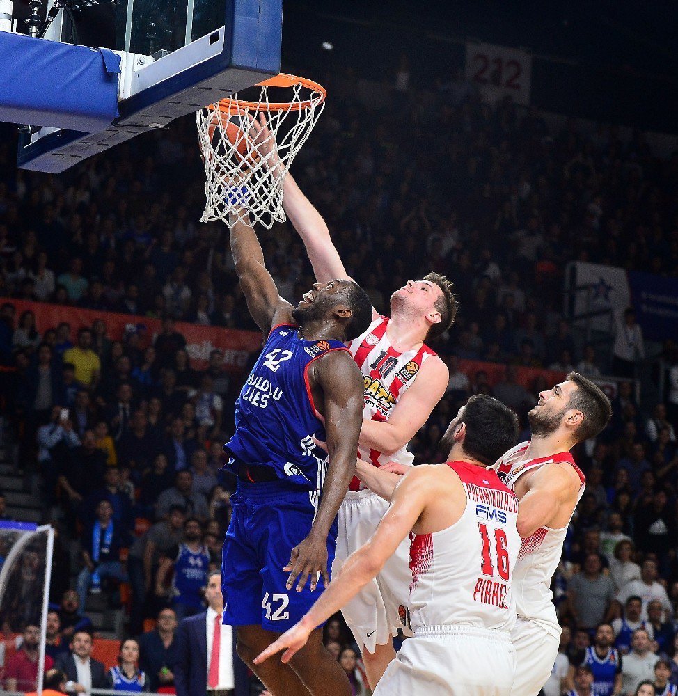 Anadolu Efes Seride Öne Geçmek İstiyor