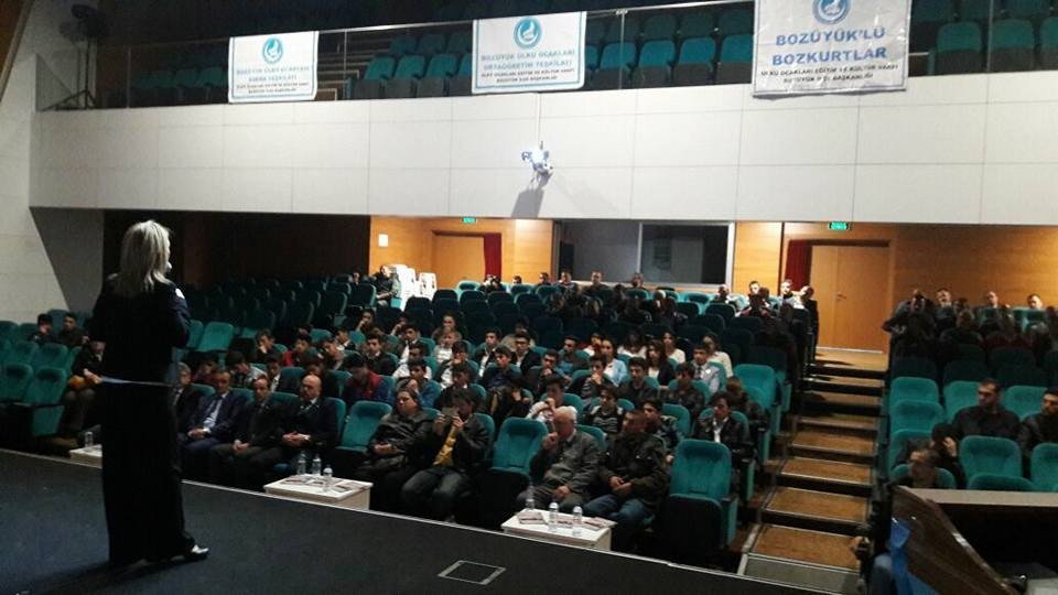 Bozüyük Ülkü Ocakları’ndan Uyuşturucu Konferansı