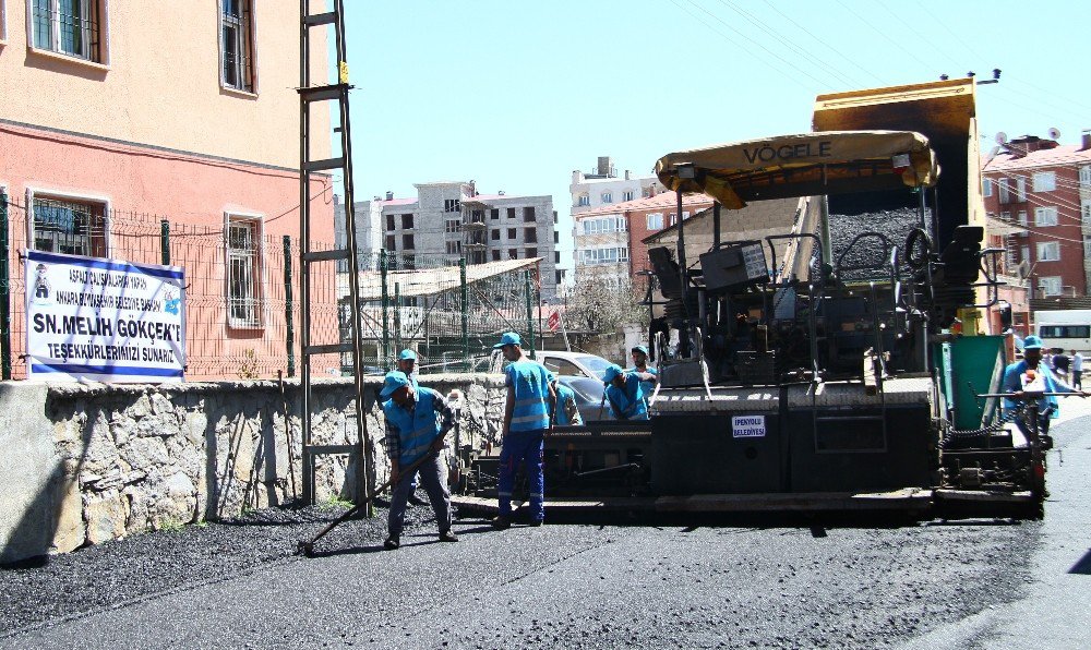 İpekyolu Belediyesi Asfalt Çalışmalarına Başladı