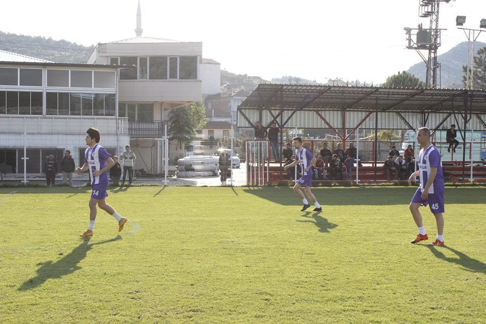 Vezirhan’da Bahar Futbol Turnuvası Devam Ediyor