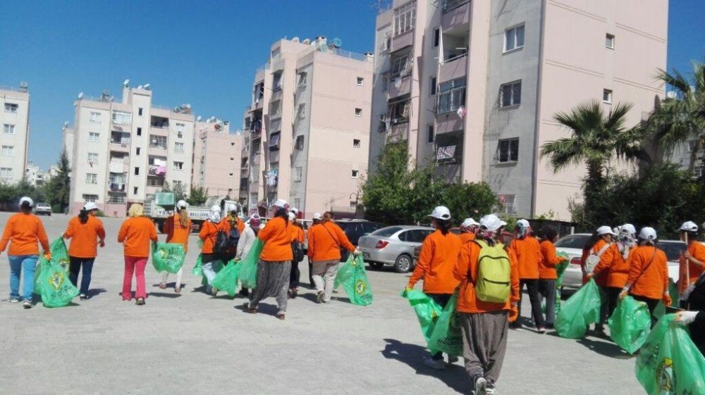 Yüreğir’de Kadınlarla Bahar Temizliği