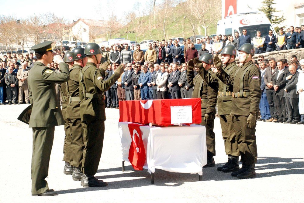 Ağrılı Şehit İçin Bitlis’te Tören Düzenlendi