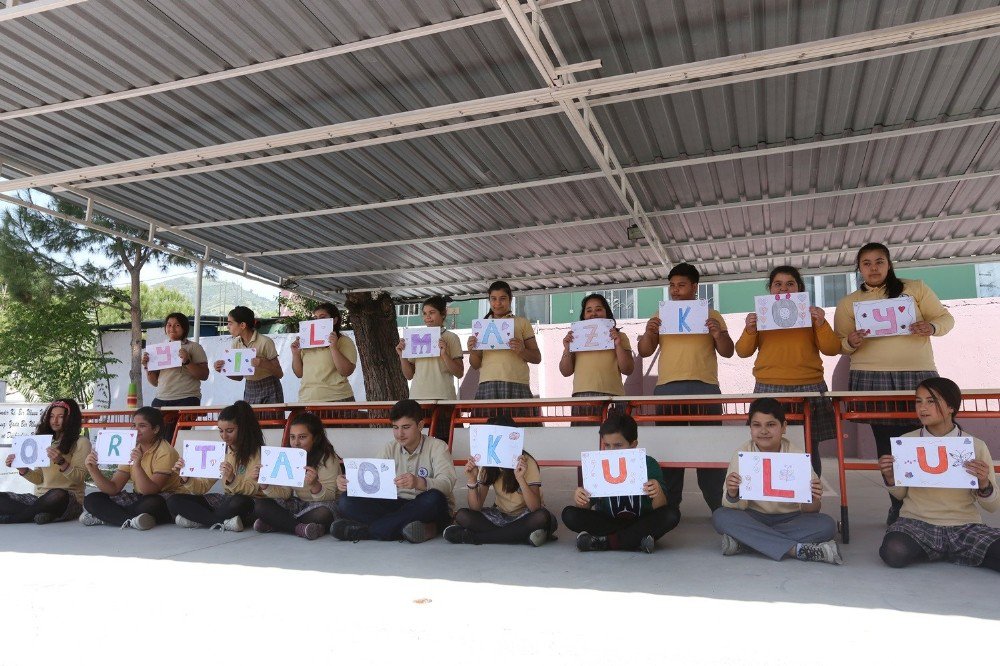 Özakcan, Yılmazköy İlkokulunda Yapılan Çalışmaları Yerinde İnceledi