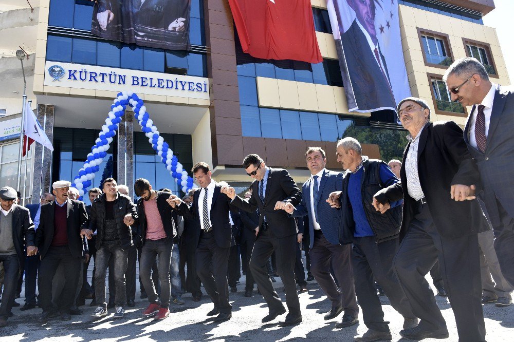 Kürtün Belediye Hizmet Binası Törenle Açıldı