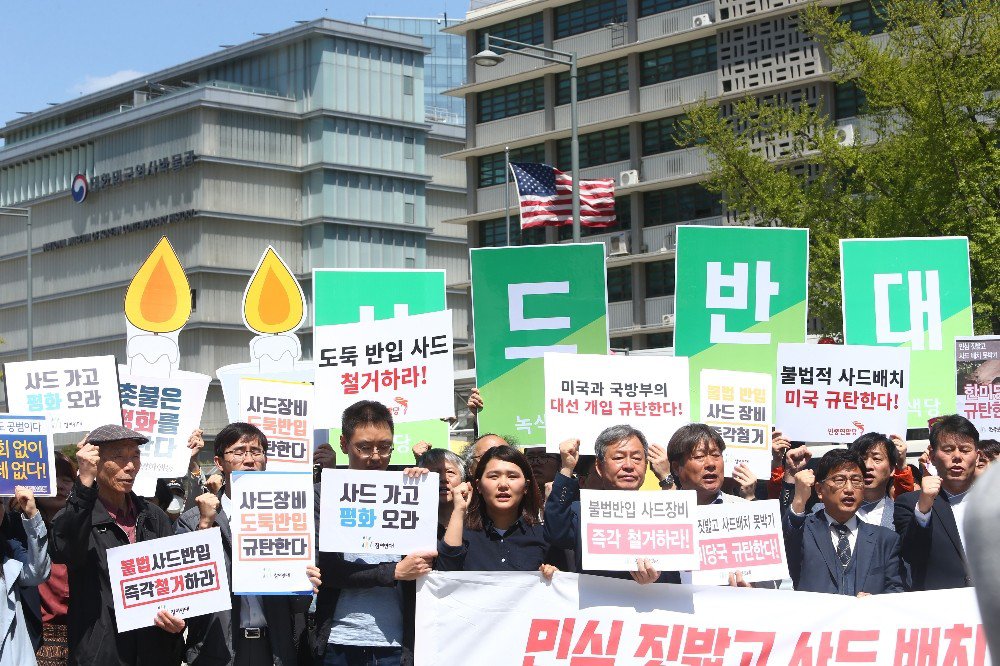 Güney Korelilerden Thaad Füze Sistemine Protesto