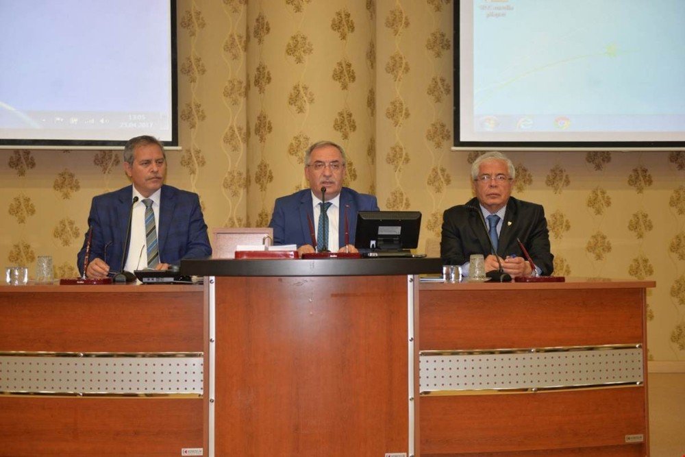 Kütahya Valisi Ahmet H. Nayir: Etkin Ve Süratli Olmalıyız