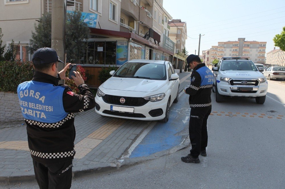 Nilüfer’de Yaya Ve Bisiklet Yolu İşgaline Geçit Yok