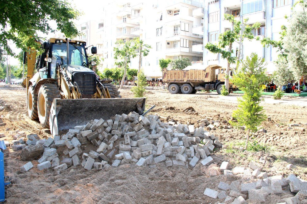 Silifke Belediyesi’nden Peyzaj Çalışmaları