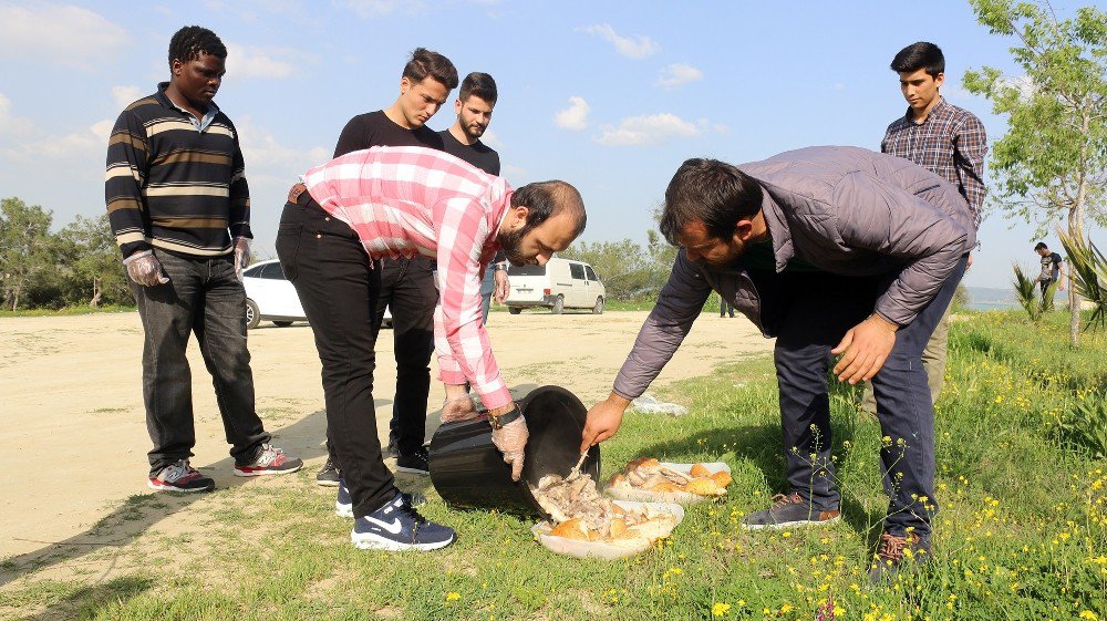 Üniversiteli Öğrencilerin ‘Doğa Ve Hayvan’ Sevgisi