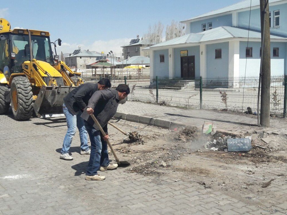 Çaldıran’da Bahar Temizliği Seferberliği