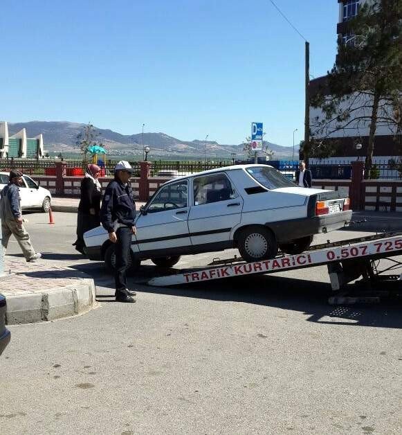 Hastane Önlerindeki Hatalı Parklara Göz Açtırılmıyor