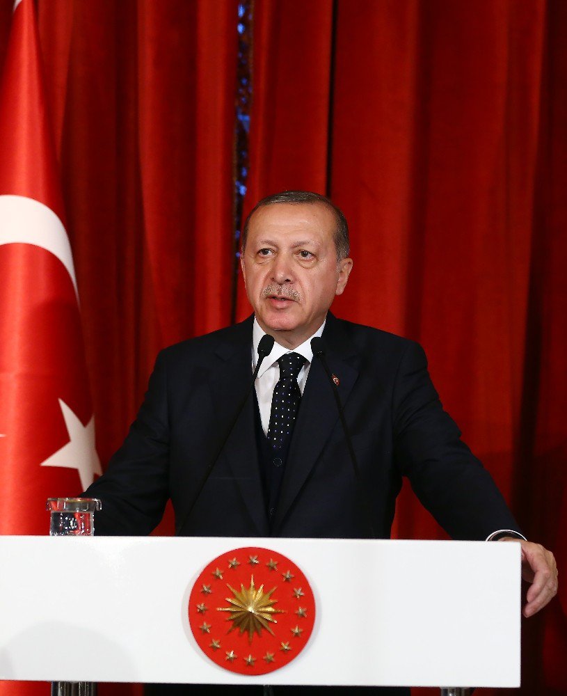 Cumhurbaşkanı Erdoğan: “16 Nisan Sonuçları Üzerinden Ülkemizin Demokrasisini Sorgulamasına İzin Veremeyiz”