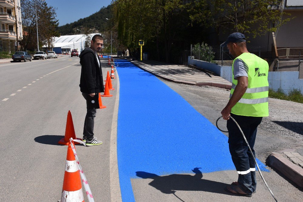 Dursunbey Belediyesi Bisiklet Yolları Çalışmasını Başlattı