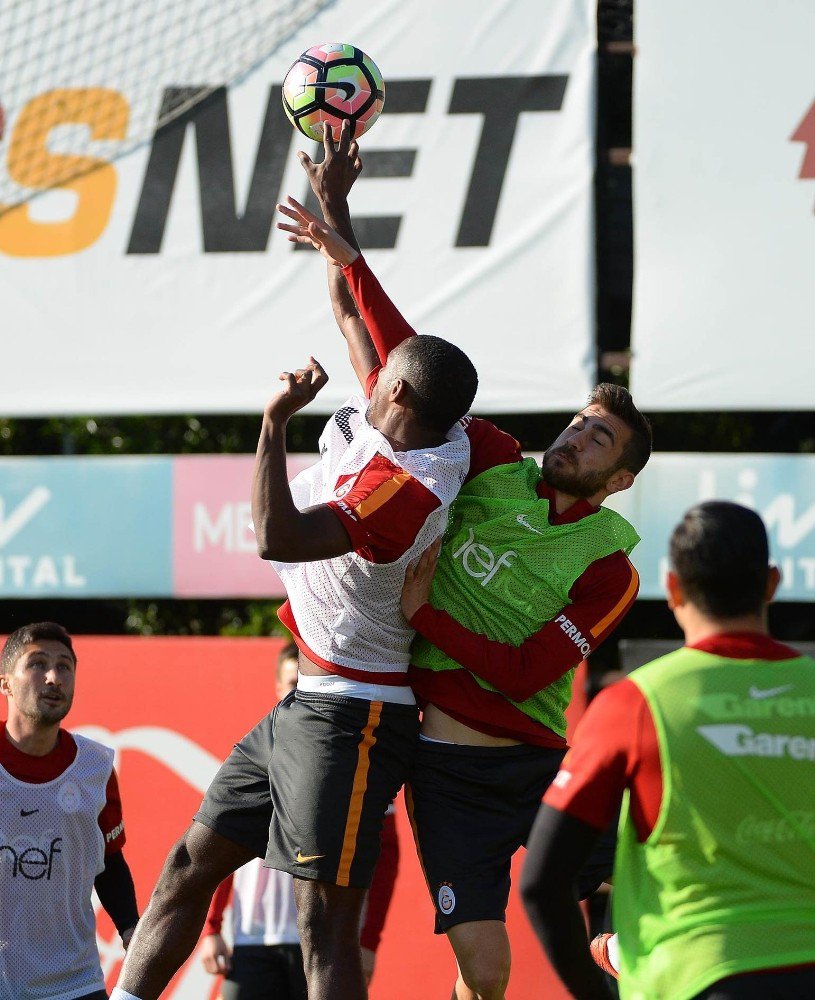 Galatasaray, Günü Çift Antrenmanla Tamamladı