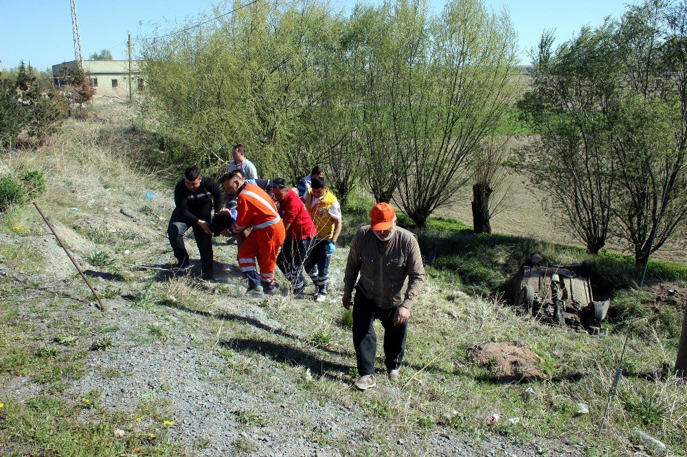 Kayseri’de Otomobil Takla Attı: 1’i Ağır 4 Yaralı