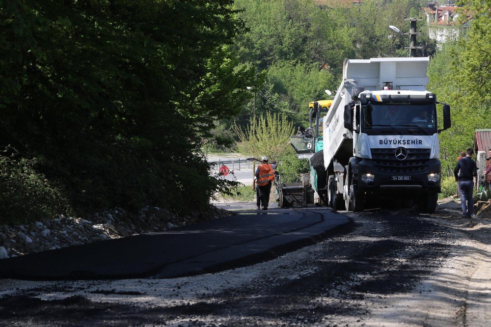 Kuzuluk Mahallesinde Asfalt Çalışmaları Sürüyor