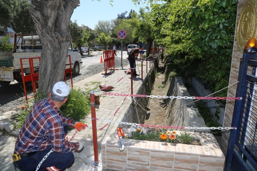 Belediye Açık Su Kanalı İçin Önlem Aldı