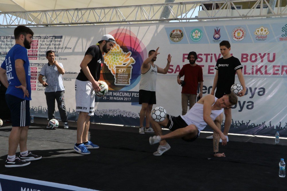 Futbol Cambazları Hünerlerini Sergiledi