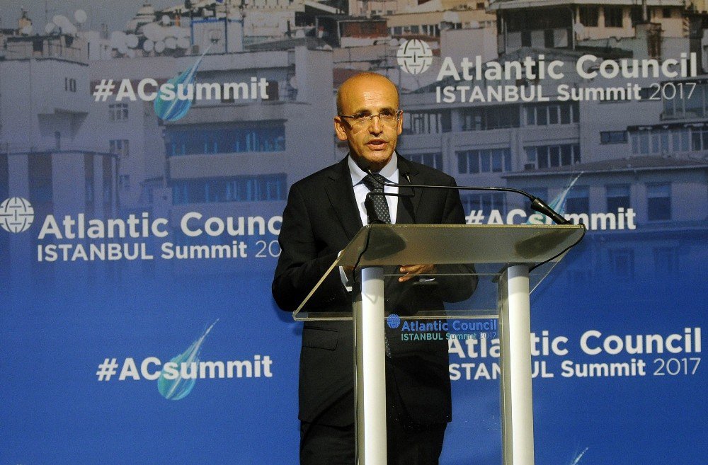 Başbakan Yardımcısı Mehmet Şimşek, Sigortacılarla Bir Araya Geldi
