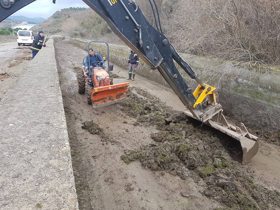 Baraj Kapakları Sulama Amaçlı Açıldı