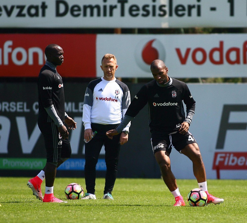 Beşiktaş, Medipol Başakşehir Maçı Hazırlıklarını Sürdürüyor