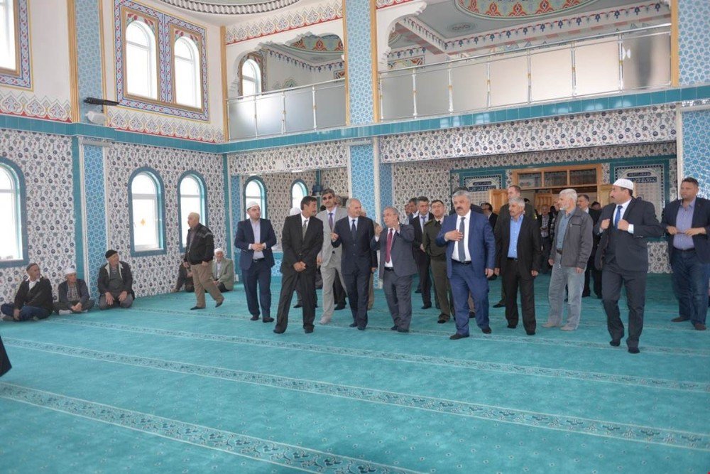 Seydiköy Camii İbadete Açıldı