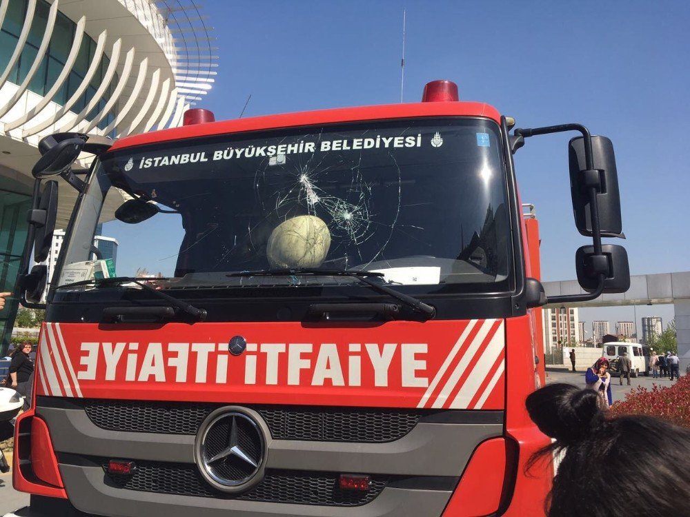 İtfaiye Erinin Ağır Yaralandığı Patlama Anı Kamerada