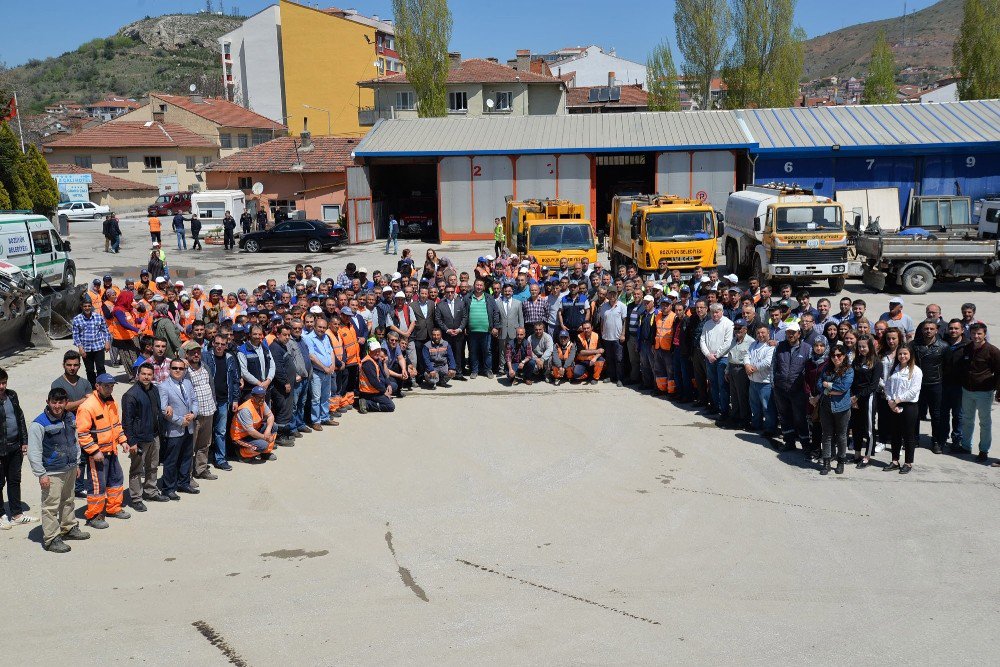 Başkan Bakıcı, Personelin 1 Mayıs İşçi Bayramlarını Kutladı