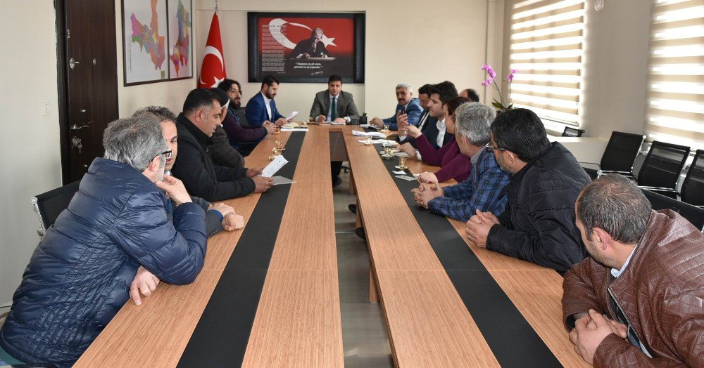 Halk Derdini Doğrudan Başkan Vekiline Anlatıyor