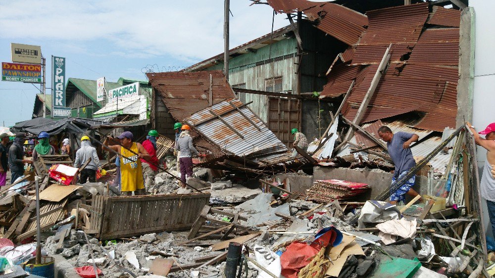 Filipinler’de 7.2 Büyüklüğünde Deprem