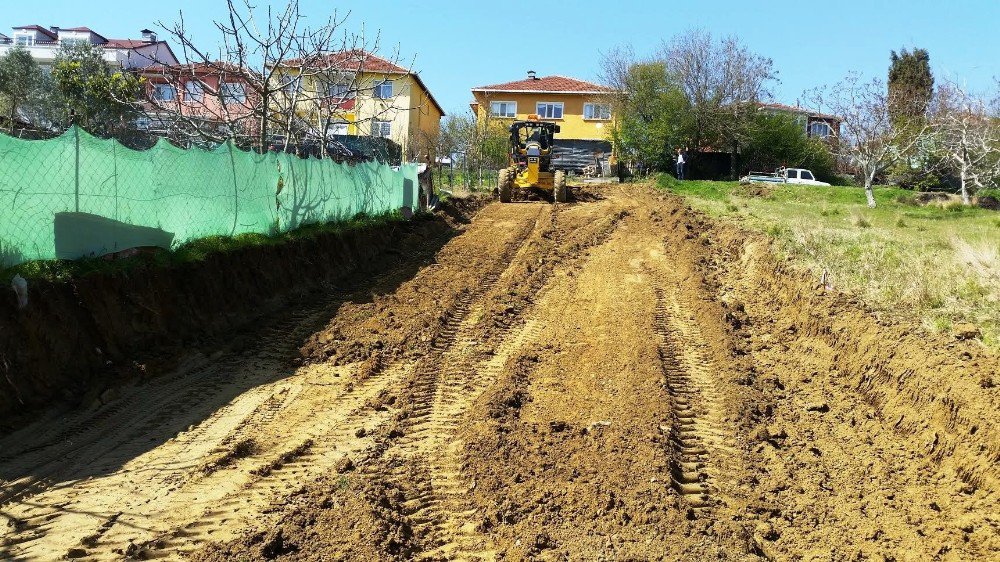 İzmit’te Yol Açma Ve Bakım Çalışması