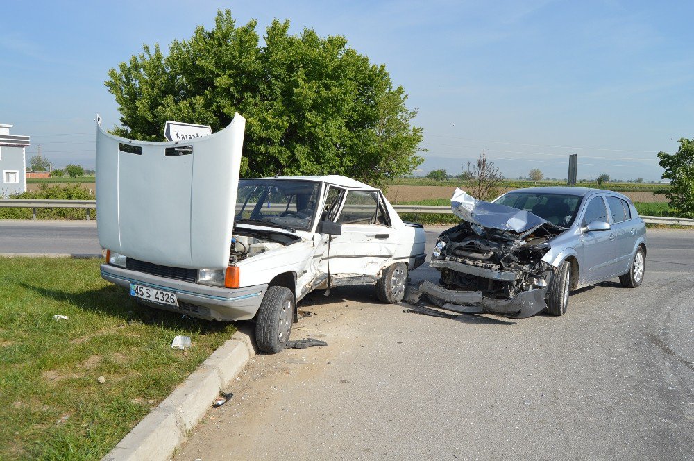 Manisa’da Trafik Kazası: 1 Yaralı