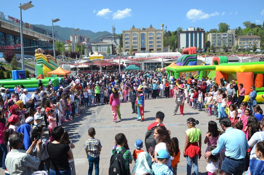 Karabük’te 5. Geleneksel Çocuk Şenliği