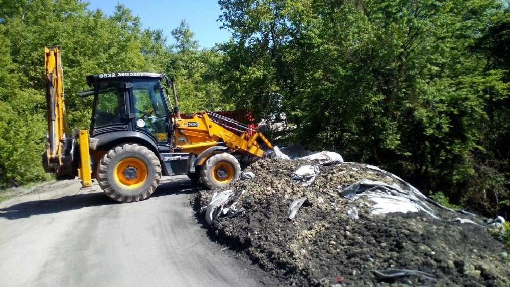 Ormanlık Alana Dökülen Kimyasal Atıklar Toplandı