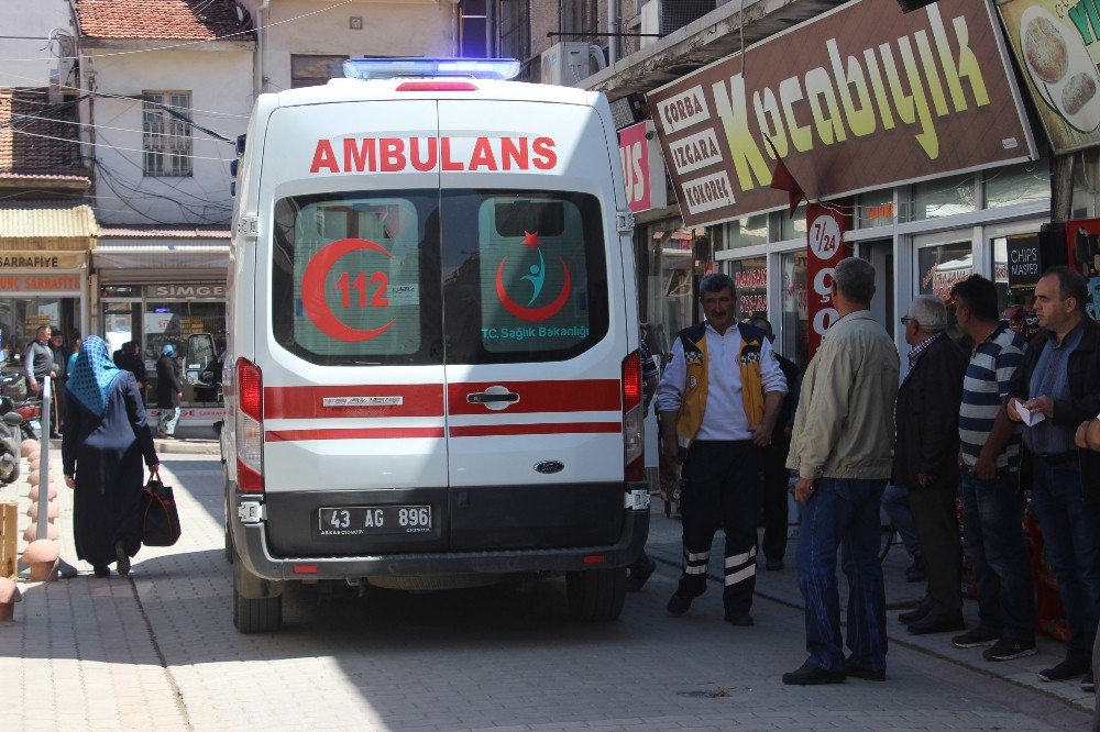 Tavşanlı’da Trafik Kazası Güvenlik Kamerasında