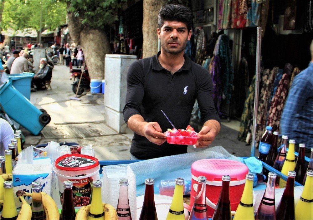 Bici Bici Tatlısı Tezgahlardaki Yerini Aldı