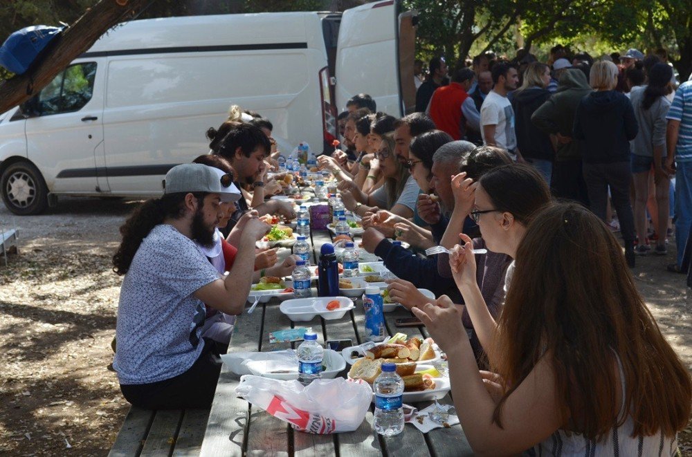 Didim Vegan Festivalinin İkinci Günü Vegan Kahvaltıyla Başladı