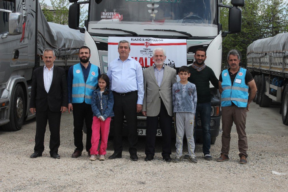 Elazığ’dan Suriye’ye 3 Tır Yardım