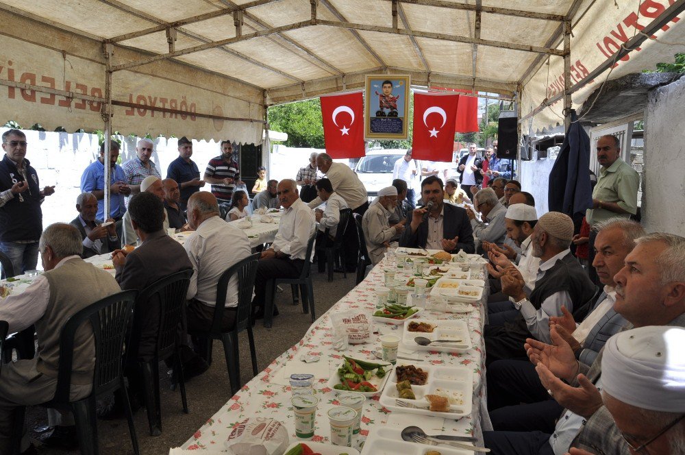 Şehit Polis İçin Şehadetinin Yıl Dönümünde Mevlit Okutuldu