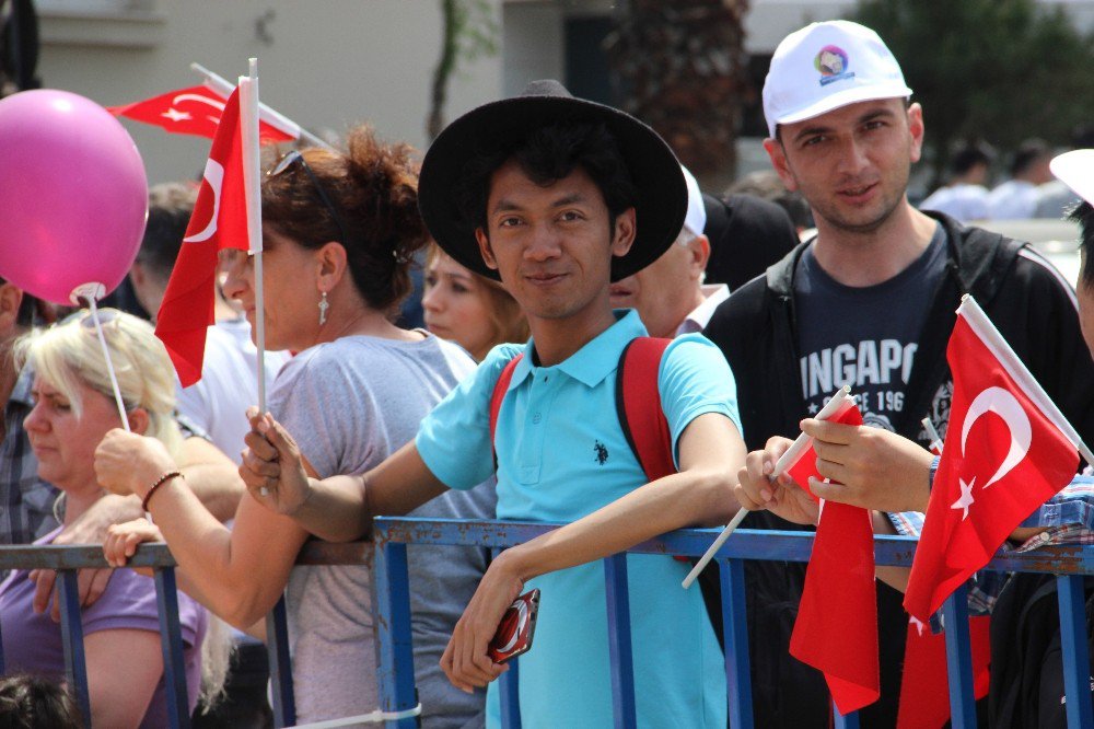 477. Mesir Macunu Festivali Kortej Yürüyüşüyle Başladı