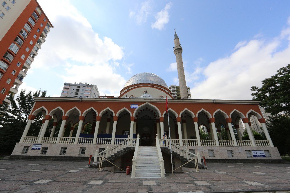 Başkan Büyükkılıç, "Önemli Olan Melikgazi’ye Yatırım Ve Melikgazililer’e Hizmet Etmektir"