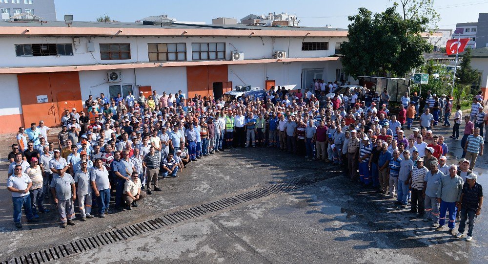 Muratpaşa’dan 1 Mayıs İkramiyesi