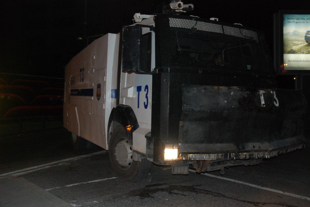 Taksim Meydanı’nda 1 Mayıs Sabahında Güvenlik Önlemleri Arttırıldı