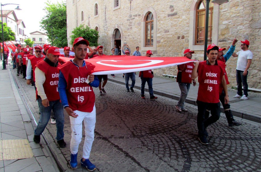 İzmir’in İlçelerinde 1 Mayıs Coşkusu